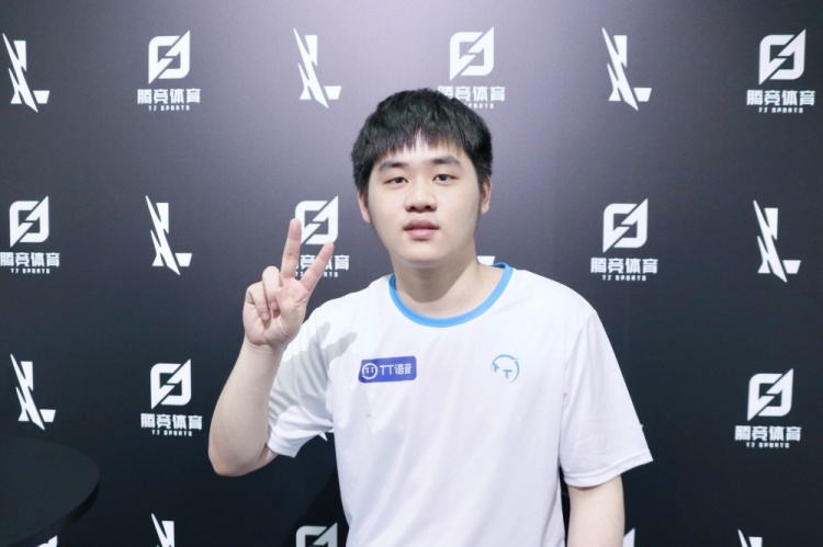 限制了对方 限制了对方