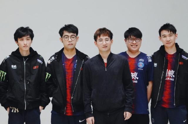 还是连接球 还是连接球