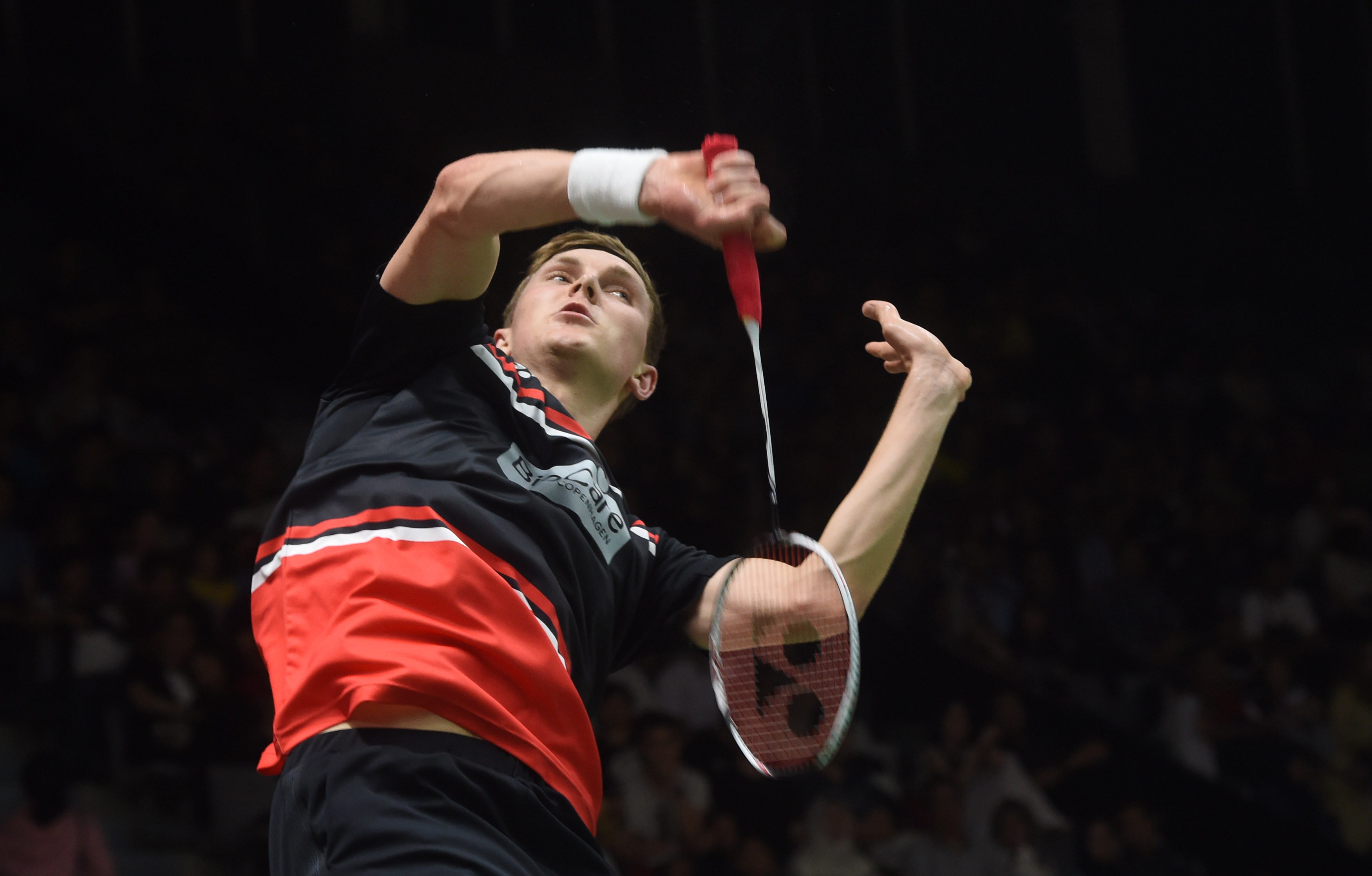 试图通过换 试图通过换