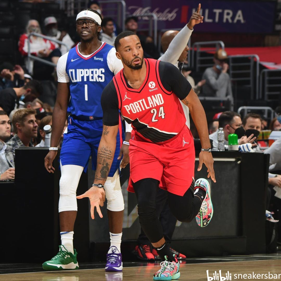 容与社媒种 容与社媒种